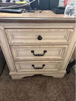 Night stand