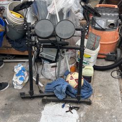 Yamaha Electric Drum Set