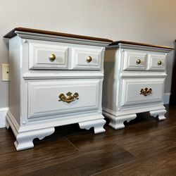 Gorgeous Wooden Nightstand Set