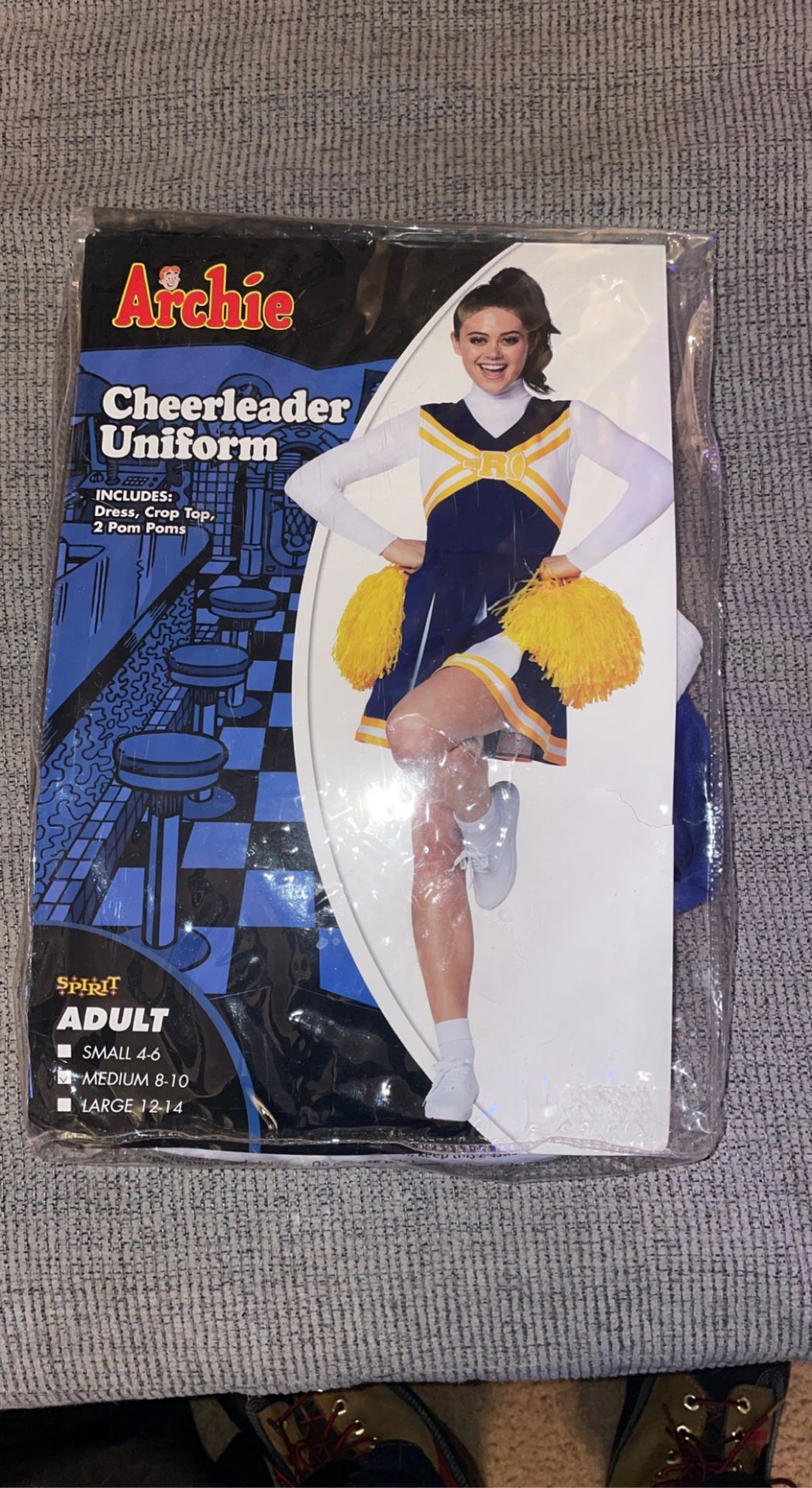 Cheerleading costume