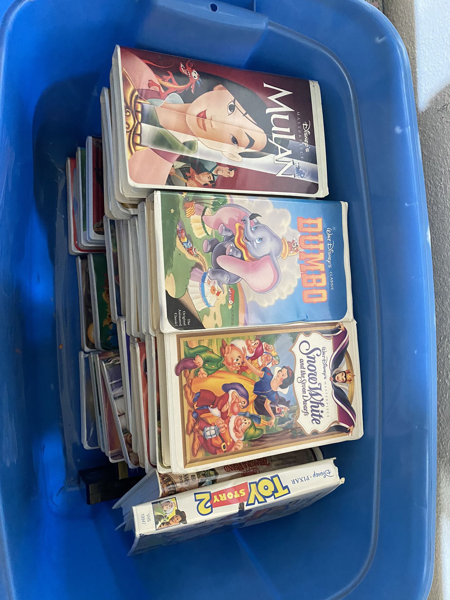 30 VHS Disney And More