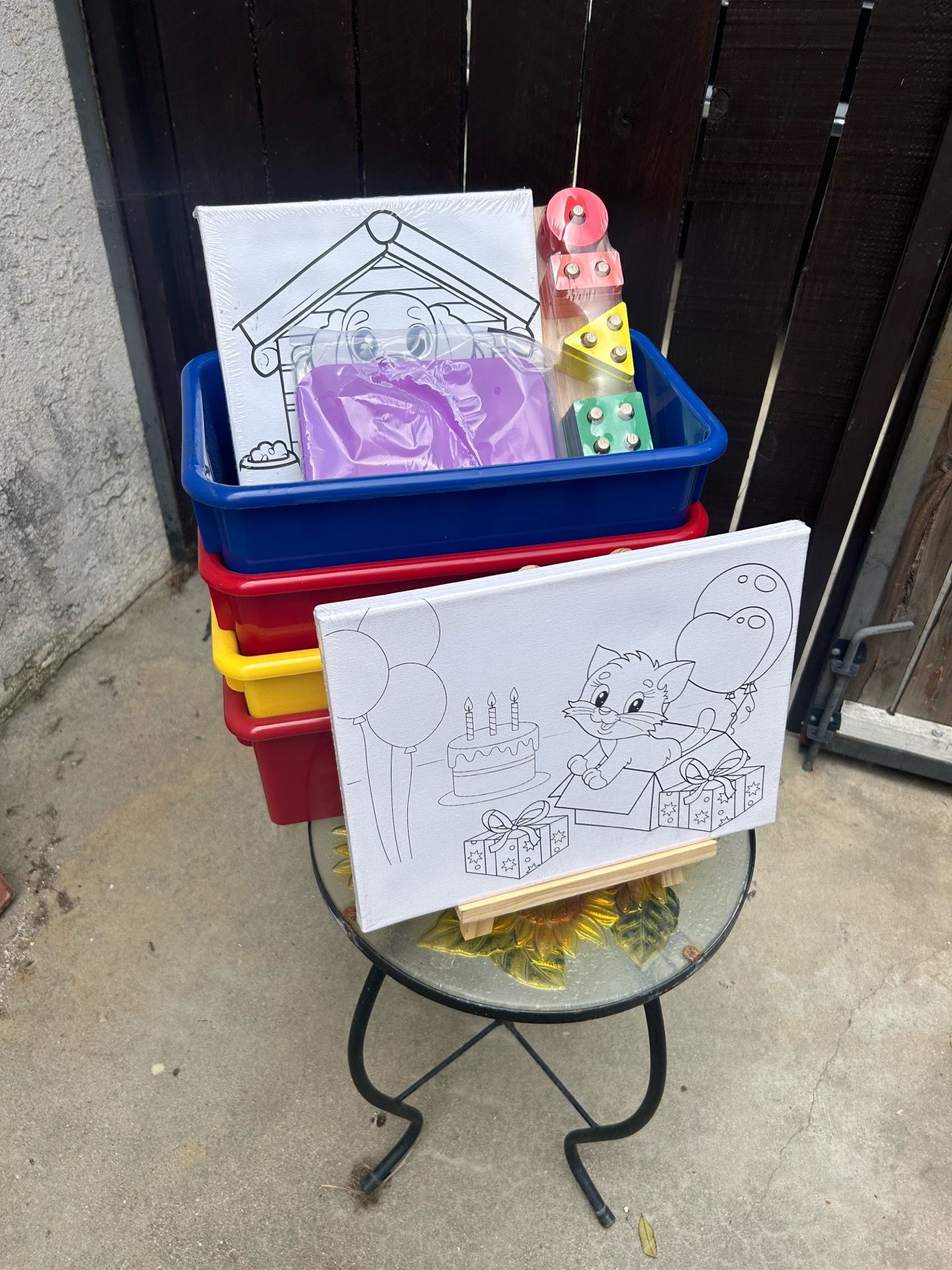 Toy bins and toys