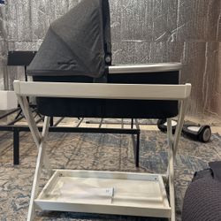Uppababy Bassinet And Stand