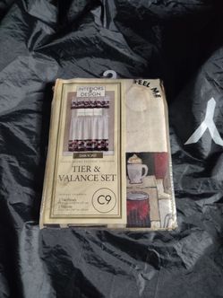 Decorative Wall Hanging Home Décor - Used