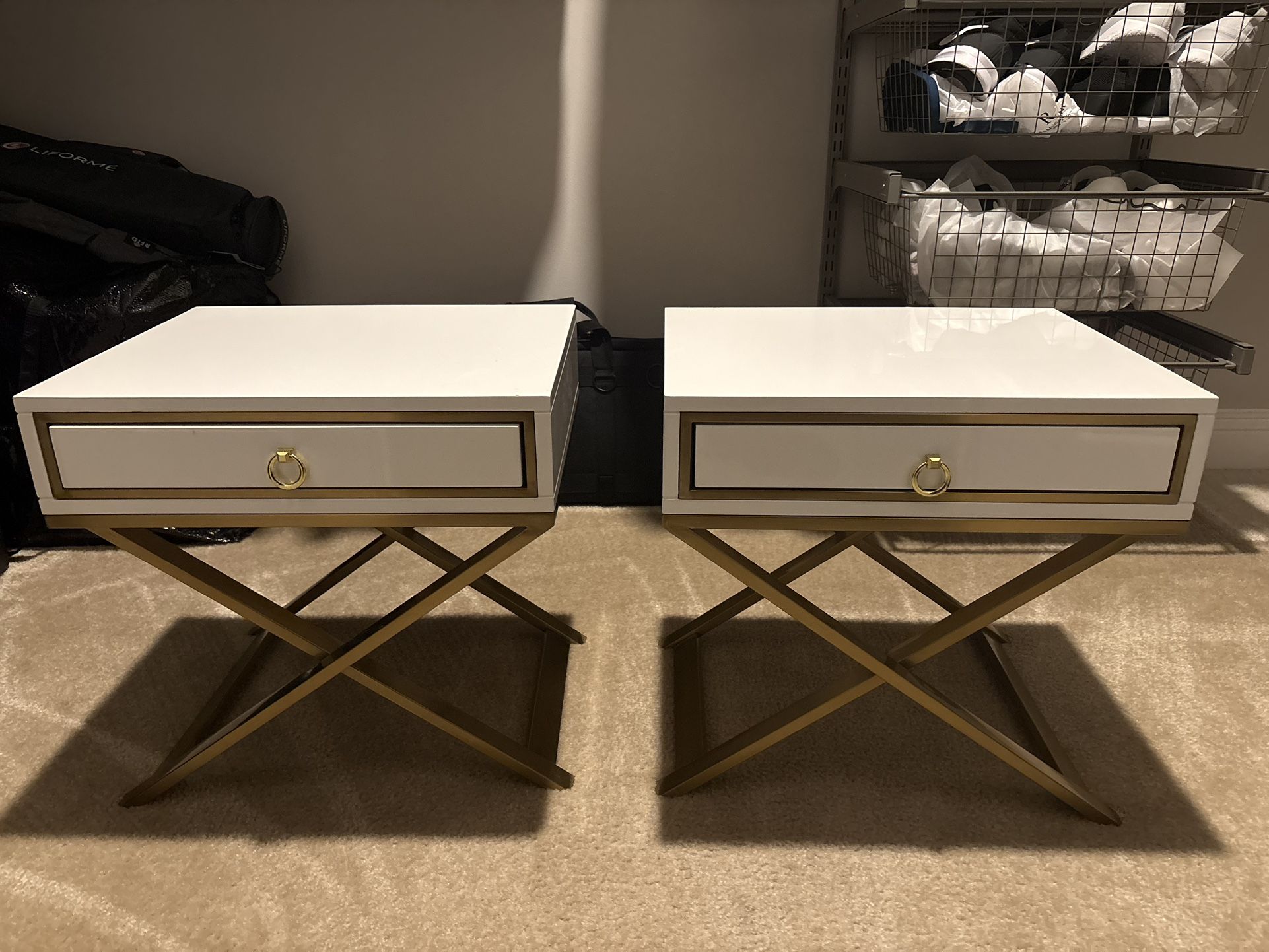 Like New Matching End Tables! 