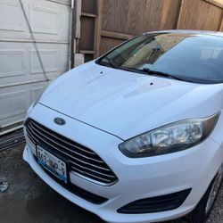 Ford Fiesta 2014 White 