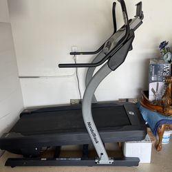 Nordictrack X9I Incline treadmill 