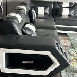 LED Leather Couch Blk/White