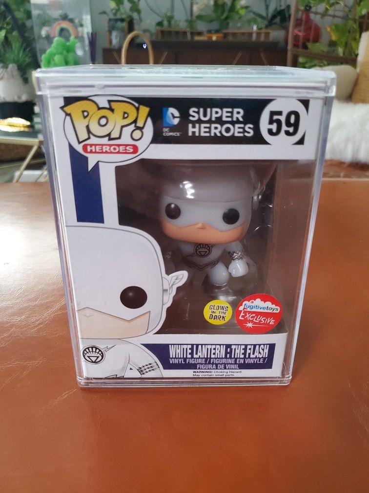 White Lantern : The Flash GITD Funko Pop