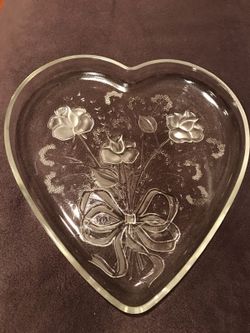 HEART SHAPED CRYSTAL PLATTER
