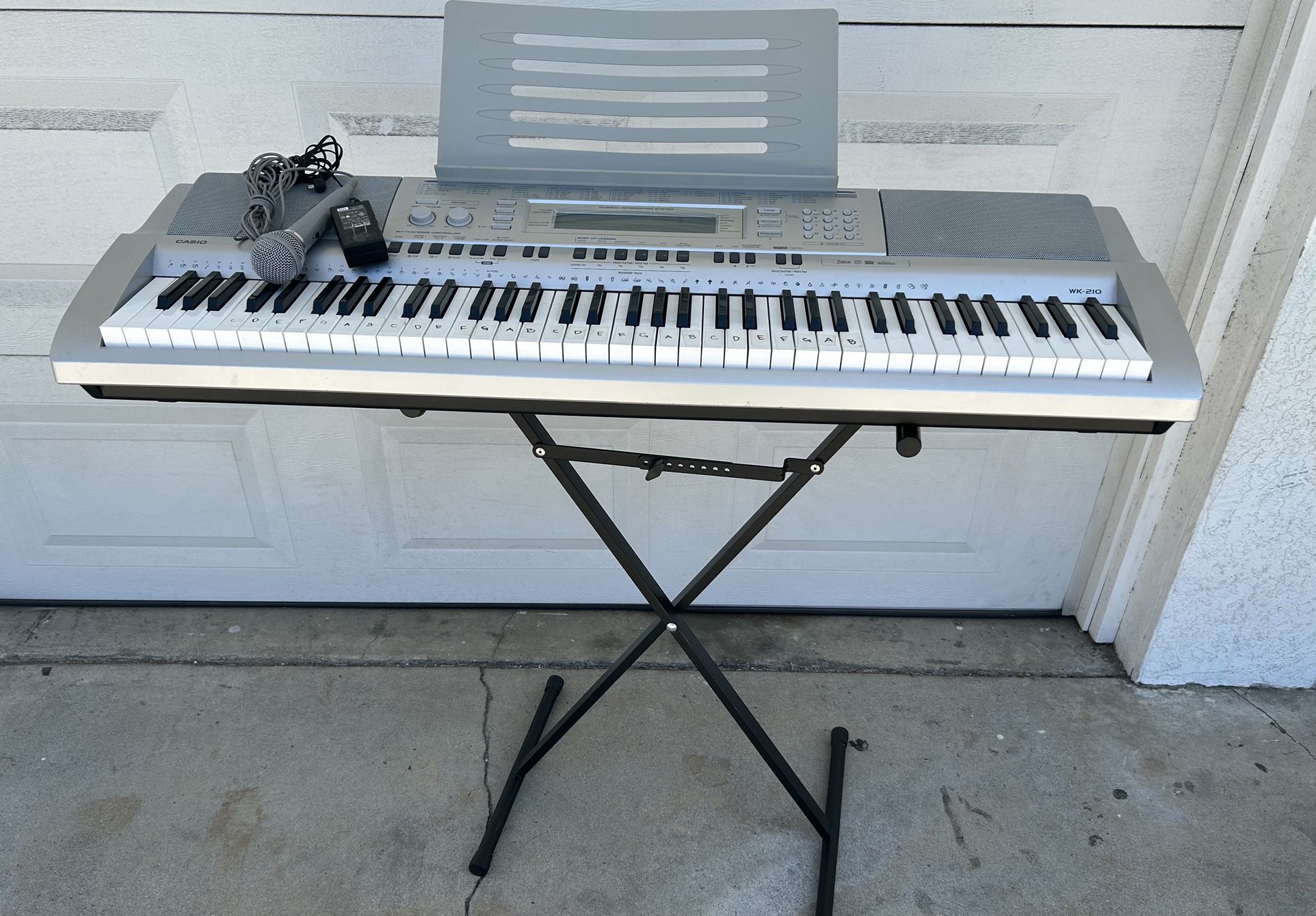 Keyboard Casio WK-210