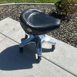 Saddle Seat