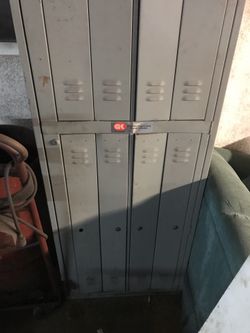 Uniform storage clothing shop cabinet for 8