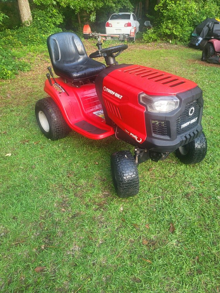 Troy-Bilt Pony Shift On The Go Riding Mower Body **No Engine No Deck**fixer Upper Or