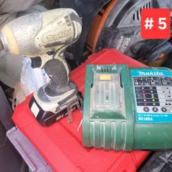 Makitta Impact driver + charger + 2 Battery 