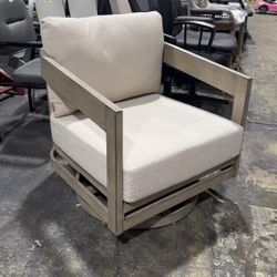 Outdoor chair