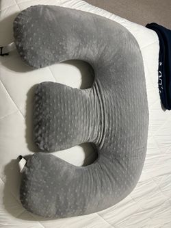 Twin Z Nursing Pillow