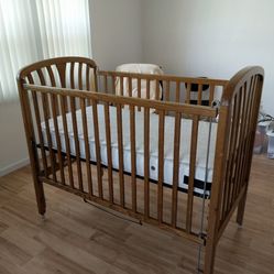 Baby Crib With Mattress