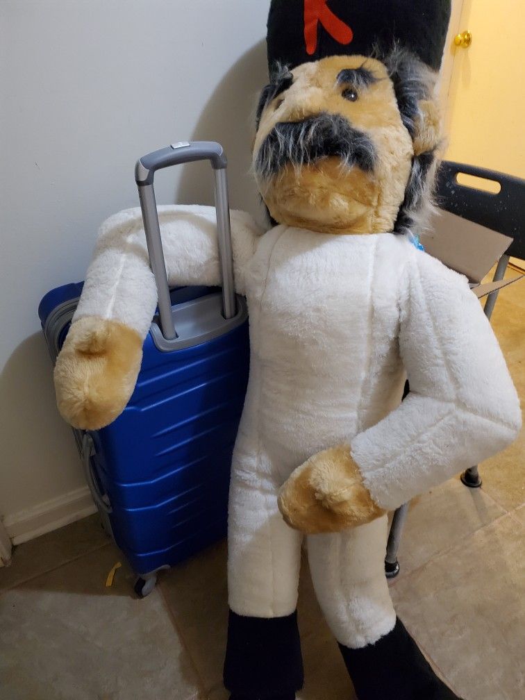 4 ft tall Captain Crunch