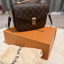LOUIS VUITTON HANDBAG $2400