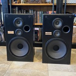 (2) 1980’s Pioneer 12”🔈 3-way 120w Speakers