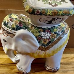 HOLLYWOOD REGENCY Ceramic Elephant Stand