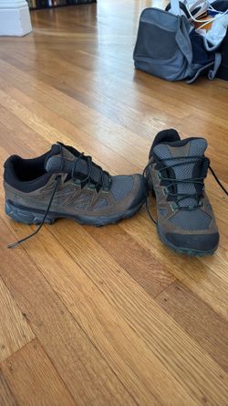 Sportiva hiking shoes (worn once)