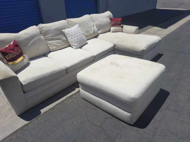 Beautiful Sectional Couch, Very Nice