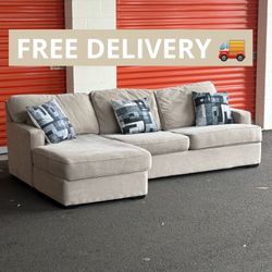 Tan Sectional Couch 🛋️- FREE DELIVERY 🚚 