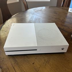 Xbox One S, With Disc Drive