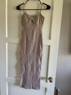 Women’s dress size large