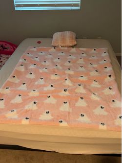 Queen matress and frame