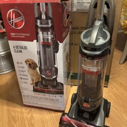 HOOVER MAXLife High-Performance Swivel Pet, Bagless, Corded,HEPA Media Filter,Upright Vacuum Cleaner for Carpet and Hard Floors