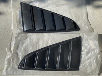 Ford Mustang Rear Side Window Vent Louvers