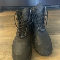 Men’s Boots Bates 11.5 NEW
