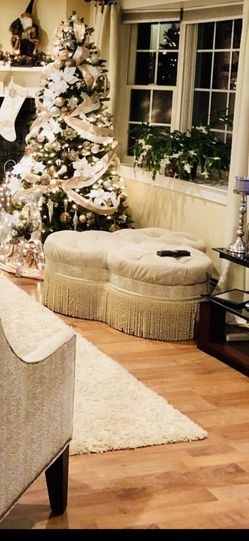 Ethan Allen Ottoman / Asking Price Or Best Offer