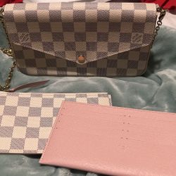 Louis Vuitton Authentic 