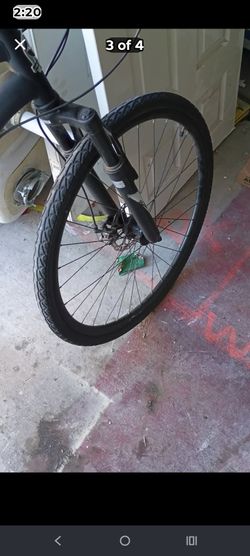 Schwinn Glenwood Mountain Bike with Suspension Fork and disk brakes