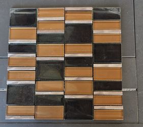 12x12 GLASS AND ALUMINUM MOSAIC BACKSPLASH TILE Over 140sqft Available North Hollywood Area Selling From Home $2sqft 