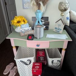 Entrance Table