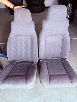 2006 Jeep Wrangler Front Seats Khaki Colored