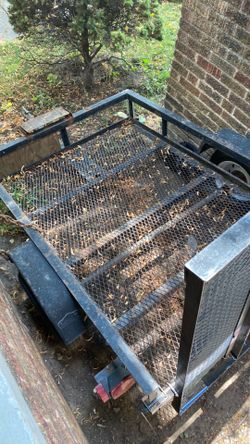 Small   Trailer