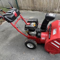 Troy Bilt Storm 2410  179cc Snow Blower