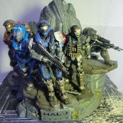 Halo Reach: Legendary Edition's Statue & Box Collectible with Detachables