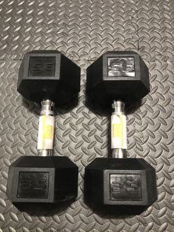 Dumbbell pair of 35lbs