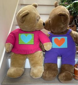 Vintage Hallmark Jumbo Kissing Teddy Bears $80 Cash only