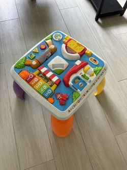 Kid Play table
