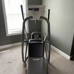Precor 5.3 Elliptical 