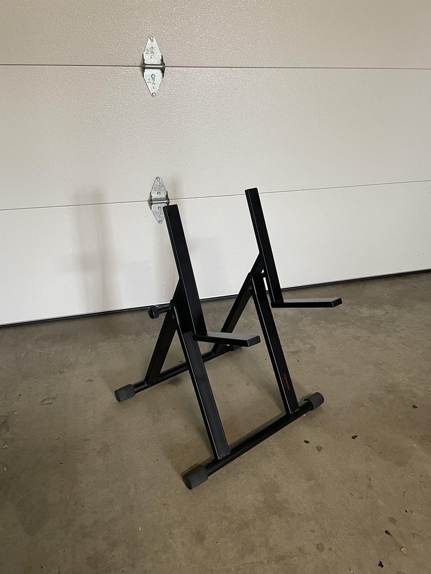 Guitar Amp - Stand