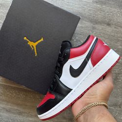 Jordan 1 Low GS “Bred Toe” (sizes 5.5y & 6y)